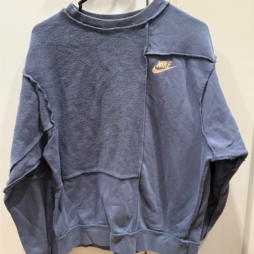 Nike Women's Purple Sweatshirt